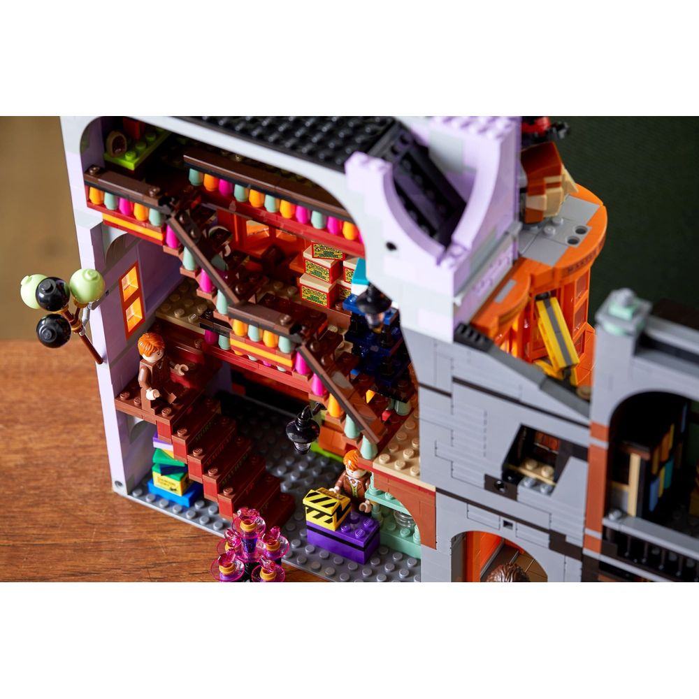 O Beco Diagonal 75978 Harry Potter™ Compre online na Loja oficial