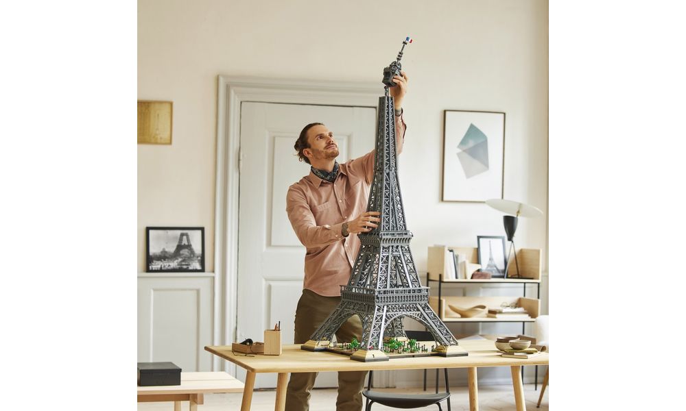 Torre Eiffel 10307 LEGO® Icons | Loja oficial LEGO® BR - LegoEducation